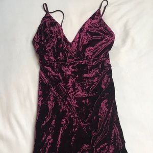 Maroon velvet strapping dress